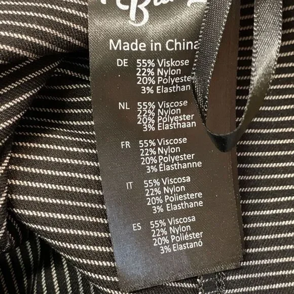 Hell Bunny Pants Womens XL Black Jack Pedal Pusher Bat Pinstripe Crop Retro Punk - Picture 14 of 15